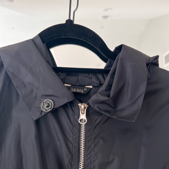 NWOT - Aakasha Hooded Maxi Raincoat Size M - Picture 6 of 16